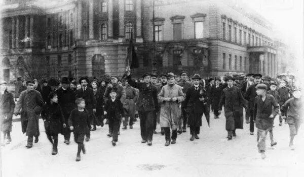 Ноябрьская революция в Германии Руководители пивного путча 1923 года - фото 3