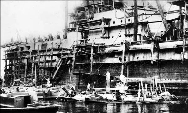 Работы на броненосце 8 продвигались таким образом елееле С марта 1904 - фото 21