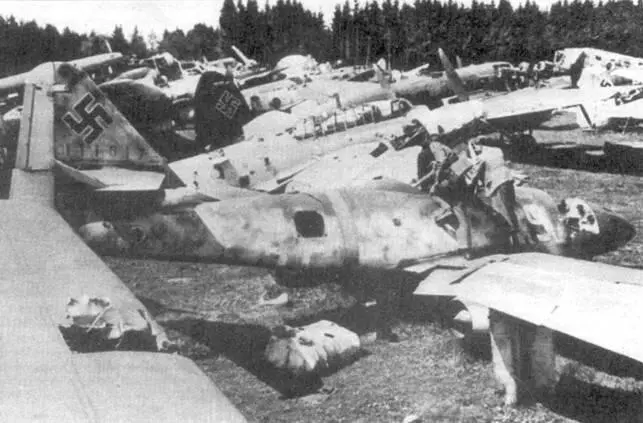 Me 262 AIa WNr 111617 белый 9 Самолет прежде чем попасть на это - фото 11