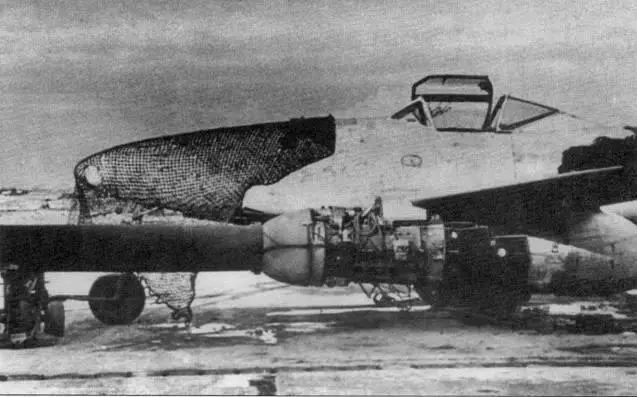 Экземпляр Me 262 А1a во время испытаний двигателя для Р 1101 Перед мотором - фото 20