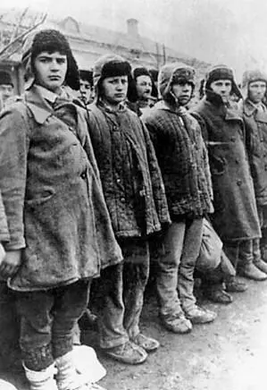 Крымские татары во вспомогательных войсках вермахта Февраль 1942 года После - фото 3