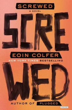 Eoin Colfer Screwed обложка книги