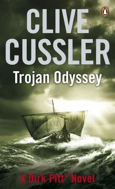 Clive Cussler Trojan Odyssey обложка книги