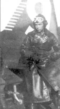 Летчик 28 стаффсержант Урхо Лихтоваара снимок 9 сентября 1941 г - фото 116
