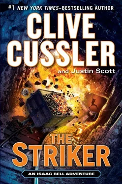 Clive Cussler The Striker обложка книги