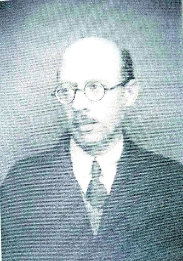 СА Луцкий СВ Луцкая жена поэта СА Луцкий с сестрой и матерью - фото 1