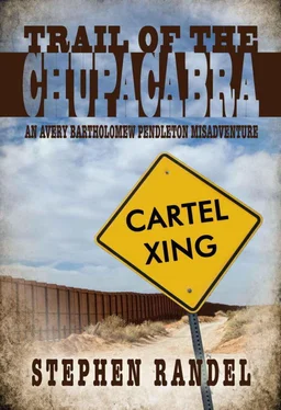 Stephen Randel Trail of the Chupacabra обложка книги