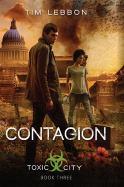 Tim Lebbon Contagion обложка книги