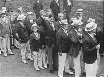 Putzi at his 25th reunion at Harvard in 1934 Those who protested his presence - фото 18