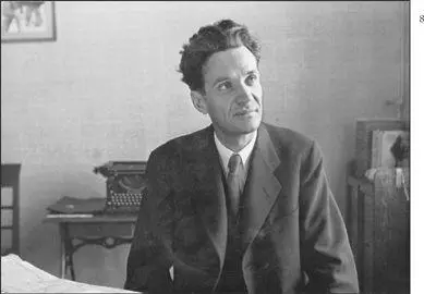 Chicago Daily News correspondent Edgar Mowrer sounded the alarm about Hitler - фото 21