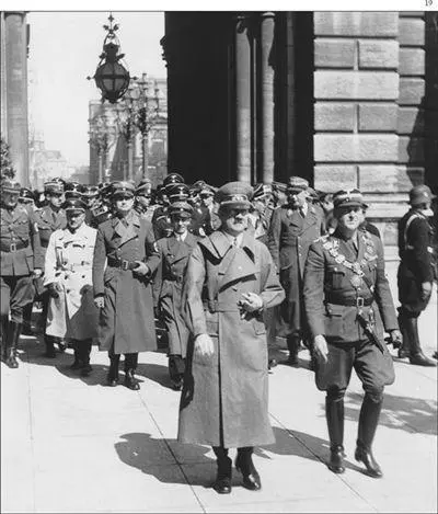 After the Anschluss the annexation and occupation of Austria in March 1938 a - фото 32