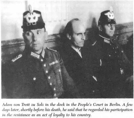 About twenty minutes later Maisel and Burgdorf delivered the corpse to a - фото 65