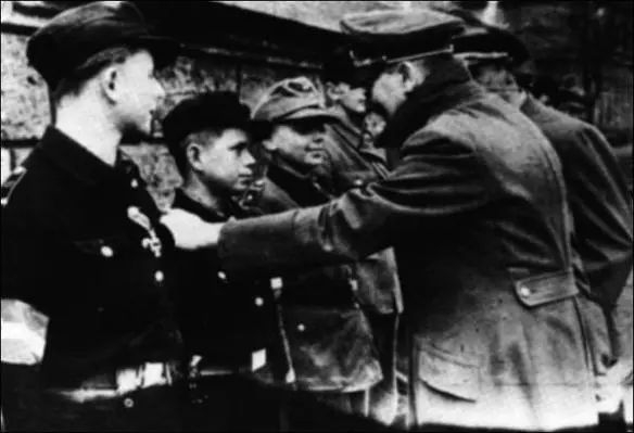 26 Adolf Hitler and Youth Leader Artur Axmann congratulating Hitler Youths on - фото 44