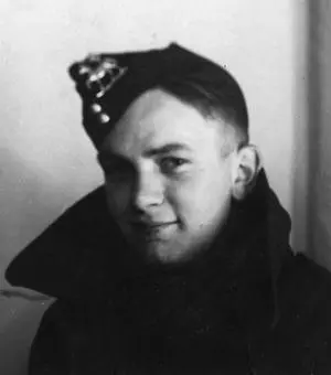Private Charles Waite Queens Royal Regiment October 1939 Winnie in the - фото 6