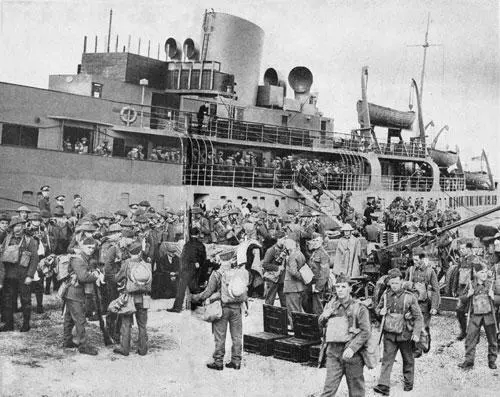 The BEF lands in France How many of these men would make it out of Dunkirk - фото 14