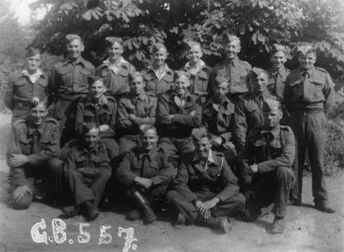 Group camp photograph 1942 GB 557 Heb stands first from left on the back - фото 29