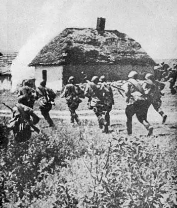 The Russians are coming It was the successes of the Red Army that created - фото 30