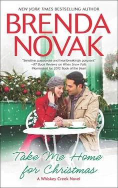 Brenda Novak Take Me Home for Christmas обложка книги