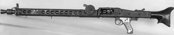 Общий вид пулемёта MG39 Пулемёт MG39 как и MG42 является оружием автоматика - фото 3