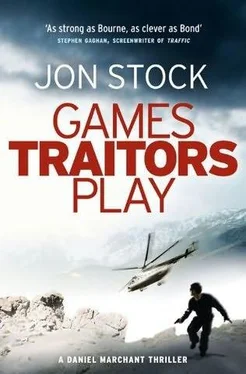 Jon Stock Games Traitors Play обложка книги