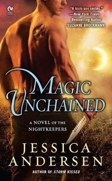 Jessica Andersen Magic Unchained обложка книги