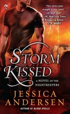 Jessica Andersen Storm Kissed
