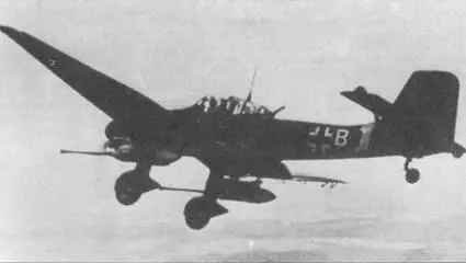 Ju 87 G2 из 10SG 3 в полете над Россией осень 1943 Ju 87 G2 во время - фото 115