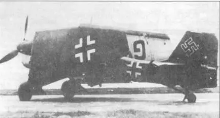 Первой в январе 1942 г получила самолеты Ju87D1 группа IStG2 На снимке - фото 126