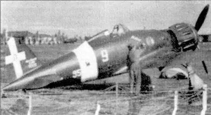 Осенью 1941 г 18ю группу перевооружили истребителями С 200 На снимке - фото 104