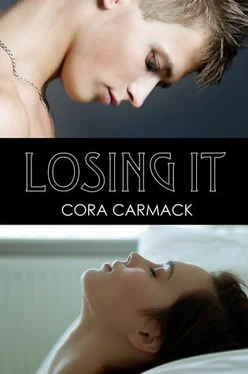 Cora Carmack Losing it обложка книги