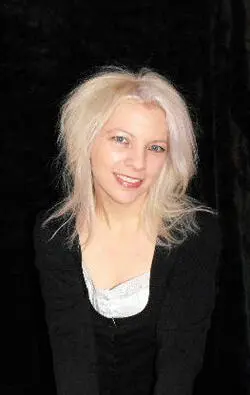Stacia Kane is the author of the gritty dystopian urban fantasy Downside - фото 4