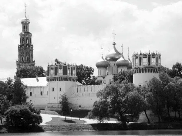Новодевичий монастырь Новым монастырь назвали по отношению к более древним - фото 70