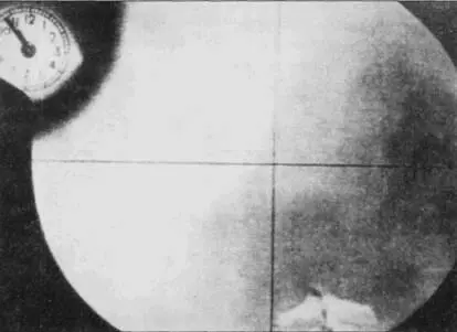 Кадр фотокинопулемета истребителя Ми Г17 Тран Ханя через мгновение самолет - фото 37