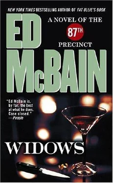 Ed McBain Widows обложка книги