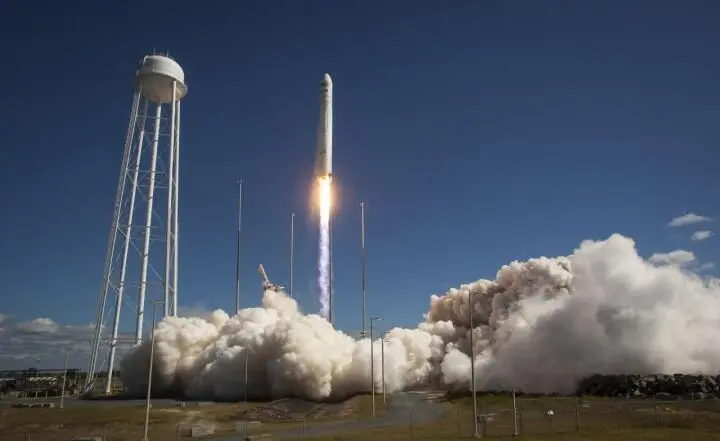 OSC Antares Увы первый полёт AntaresCygnus удался пока лишь частично - фото 91