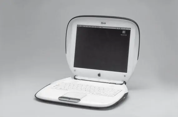 Линейка iBook фирмы Apple выпускавшаяся с 1999 года через семь лет канула в - фото 1