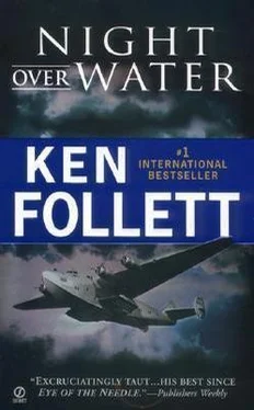 Ken Follett Night Over Water обложка книги