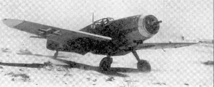 В декабре 1941 г к двум воевавшим в Ливии группам 27й эскадры присоединилась - фото 62