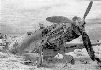 Захватив в начале 1942 г аэродром Даба войска 8й британской армии обнаружили - фото 63