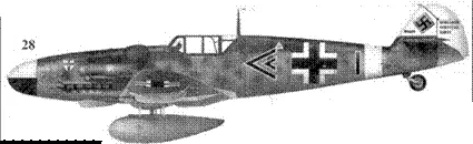 28 Bf109G6R6 Trop двойной черный шеврон командира IIIJG27 гауптмана - фото 69