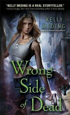 Kelly Meding Wrong Side of Dead обложка книги