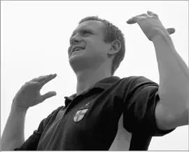 Figure 24 Will wakes up his periphery with a wave of his hands as he looks at - фото 12