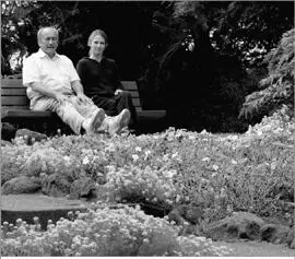 Figure 216 Find a lovely place to sit and look at beauty Read the Fine - фото 24