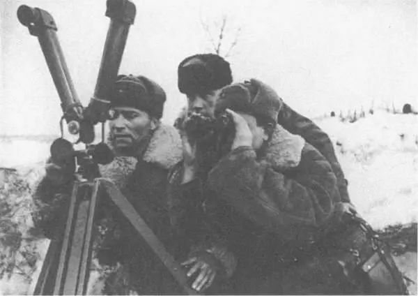АВ Чапаев на своем НП Район Угры 1942 г Вручение знамени одному из - фото 12