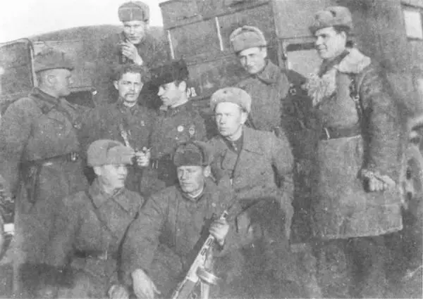 Разведгруппа 5й гвардейской стрелковой дивизии Весна 1942 г Район Угры - фото 24