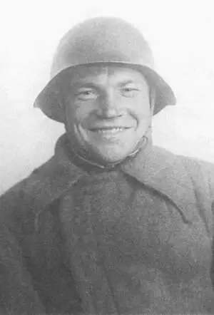 Красноармеец Савкин из 5й гвардейской стрелковой дивизии Декабрь 1941 г - фото 29