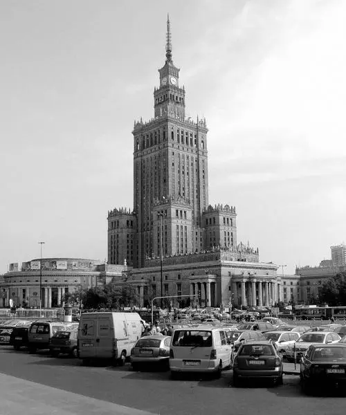 Сталин подарил Варшаве 45этажную высотку Сейчас гордые ляхи хотят ее снести - фото 45