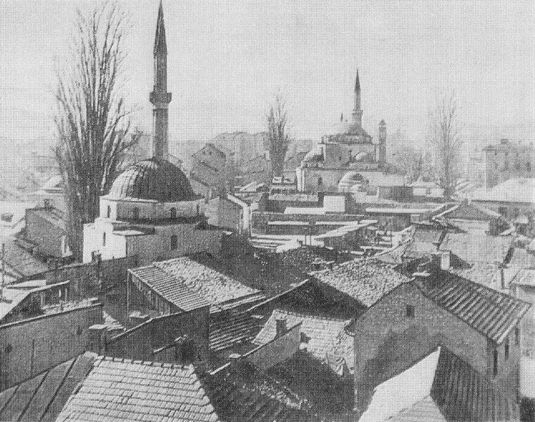 Сараево Алипаша 22 У меня под окнами по утреннему холодку время от - фото 2
