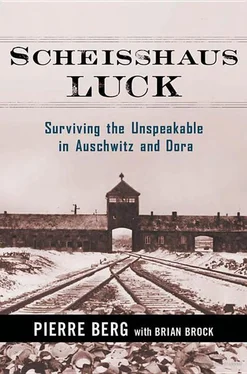 Pierre Berg Scheisshaus Luck обложка книги