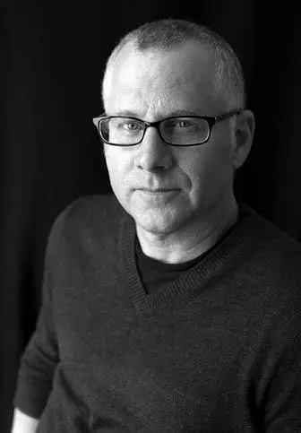 Author photograph Mark Ostow Tom Perrotta is the author of eight books His - фото 13